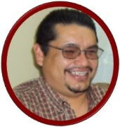 Dr. Ernesto Cerna Chávez